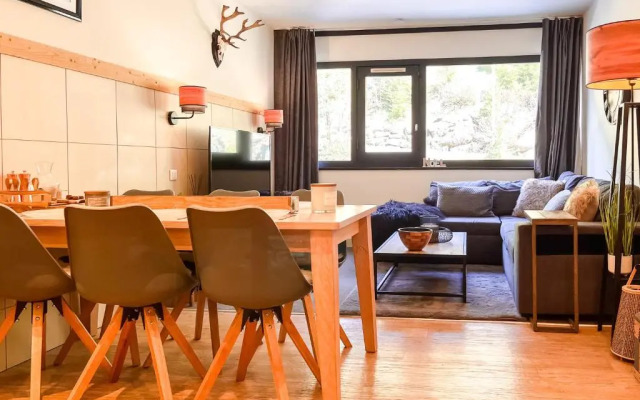 Large 2-Bedroom Apartment, Centre of Flaine Foret