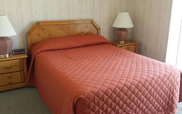 Roark Creek Resort