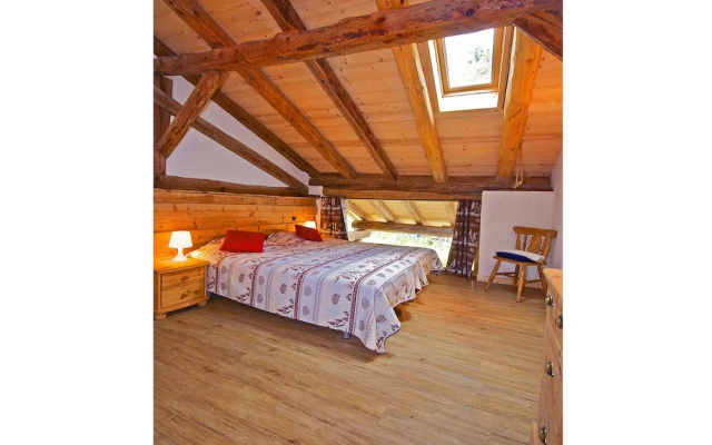 Pretty Chalet With Sauna & Skiing Nearby