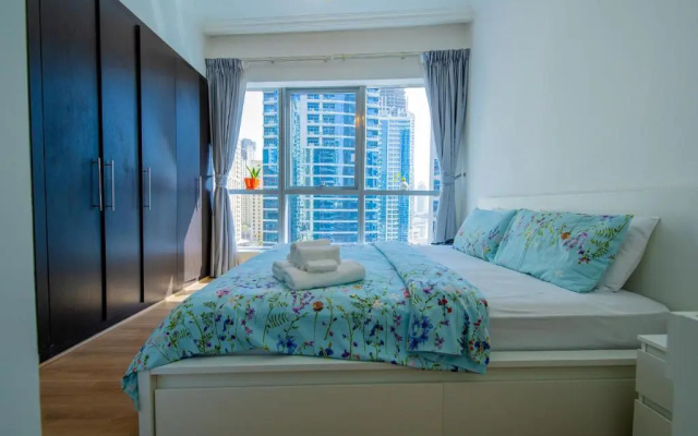 Full Apartment in Dubai Marina,80m from beach