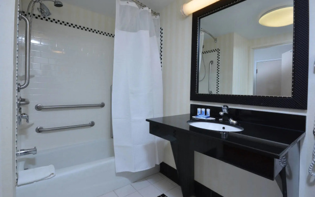 Fairfield Inn & Suites by Marriott