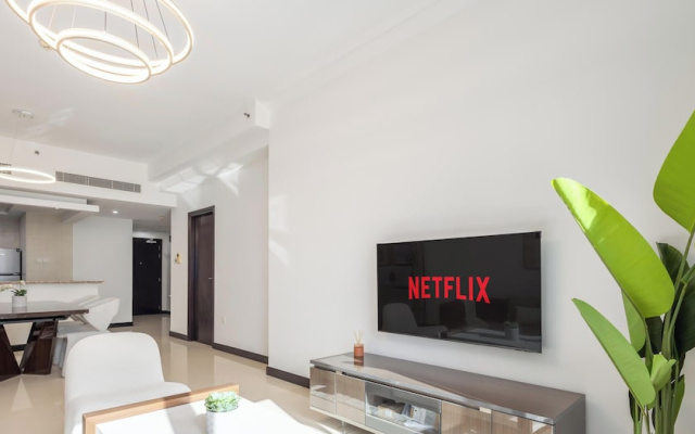 LUX The 02 Residences JLT Suite
