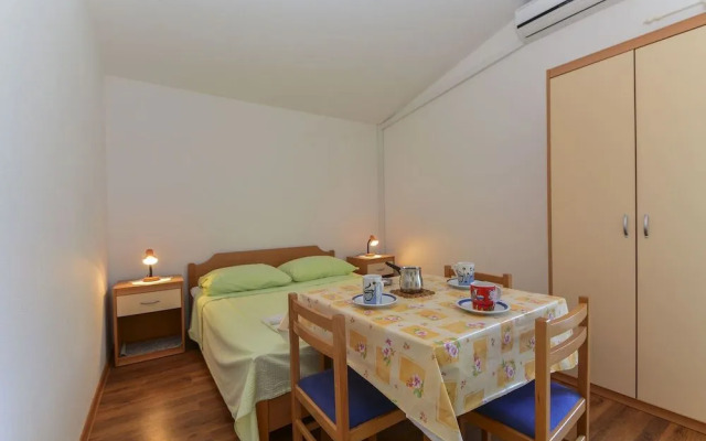 Apartments and Rooms Summercity Life