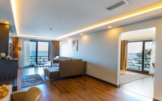 Santana Resort Hotel