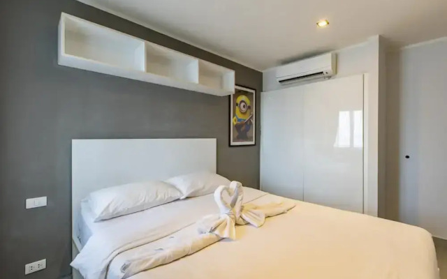 Modern Condo - 1BR T1 -501