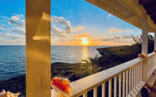 Luxury Villa With Private Beach Access