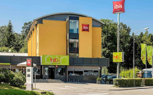 Отель ibis Zurich Adliswil вид на фасад
