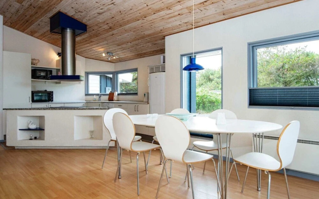 Tranquil Holiday Home in Henne Jutland With Terrace