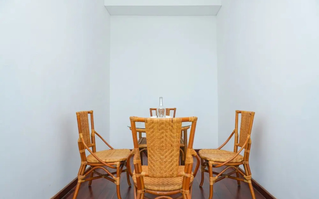 Spacious 2BR Apartment at Wang Residence
