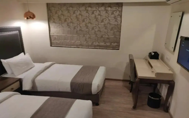 Hotel Victoria by OYO Rooms