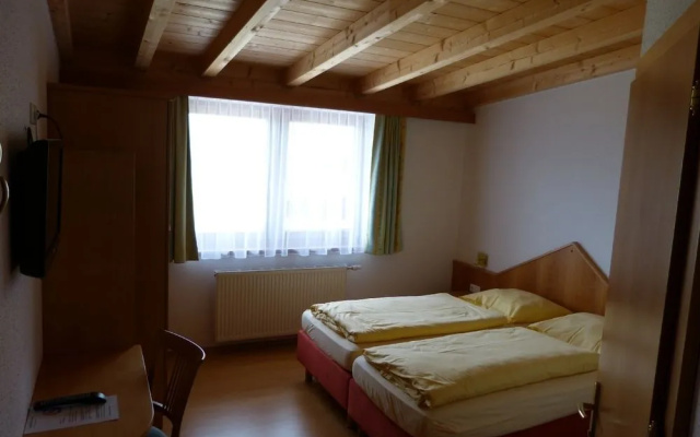 Wallackhaus