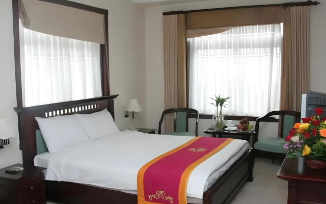 Camela Hotel & Resort
