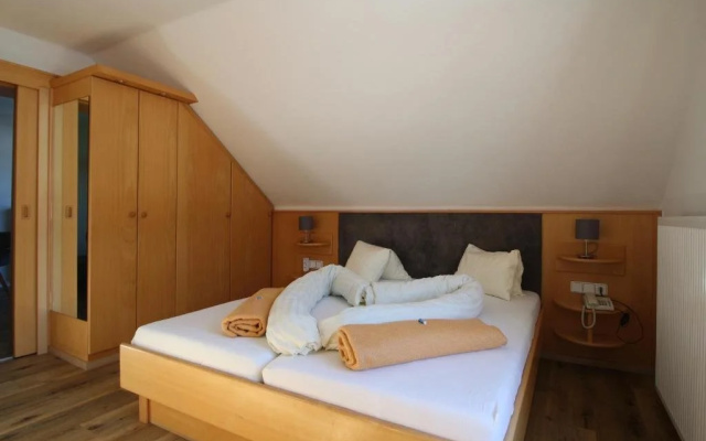 Seehotel & Seeapartments Karntnerhof