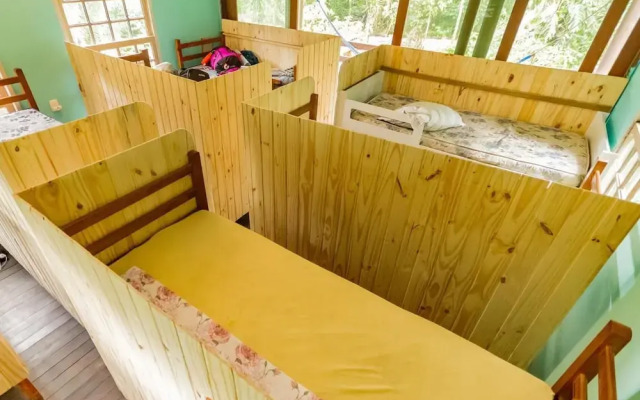 Hostel e Camping Rio das Pedras