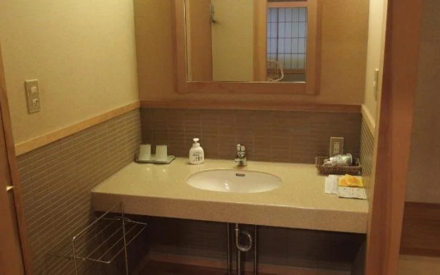 Hakuba Onsen Ryokan Shirouma-so