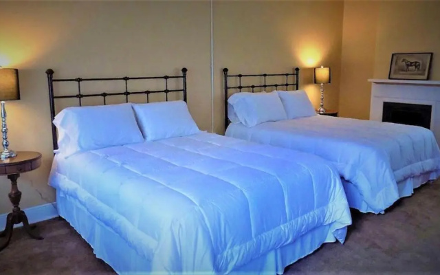 Lee House Inn