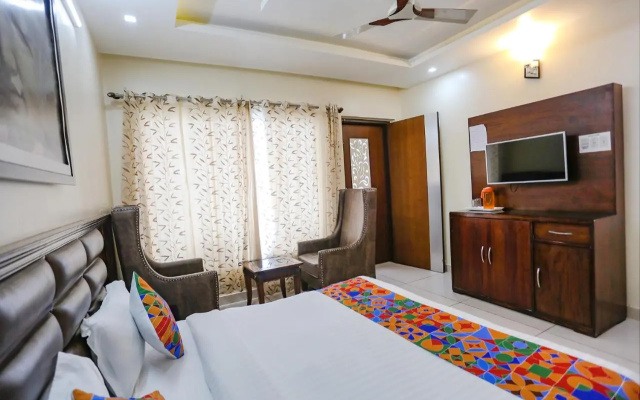 FabHotel Winterline Inn