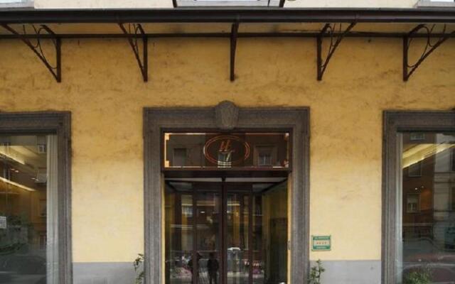 Terminal Hotel Милан вид на фасад