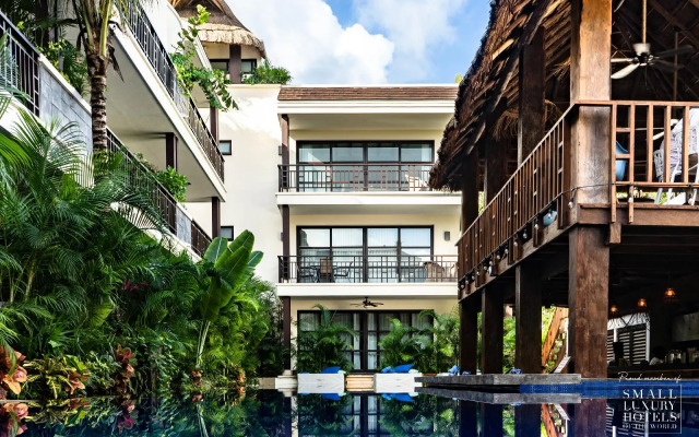 KASA Hotel Parota