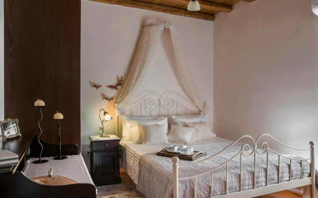 Traditional Stone House Anofli 1843 Fiskardo Kefalonia