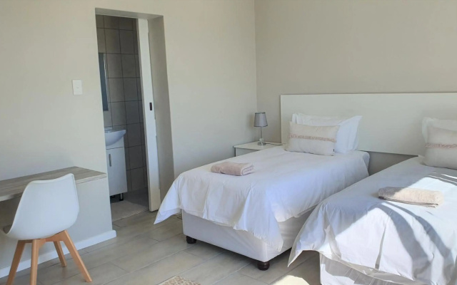 Kelzane Guesthouse