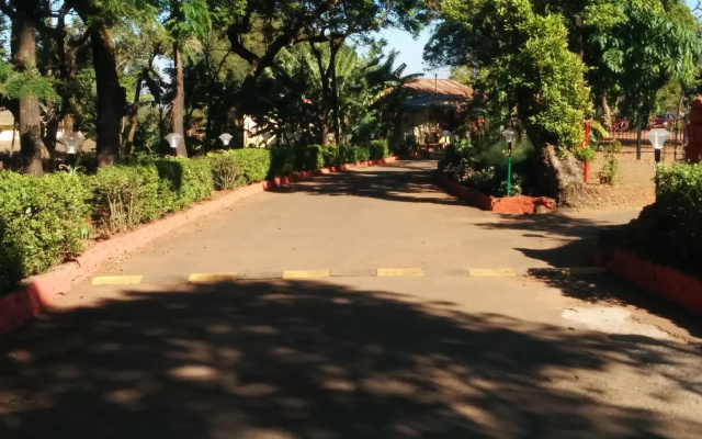 Aaram Lodging & Boarding
