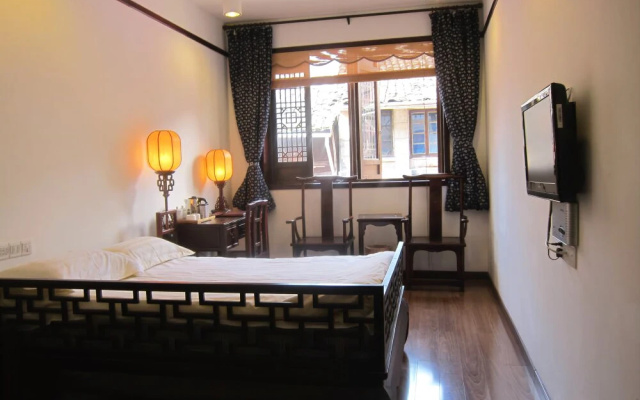 Tunxi Lodge