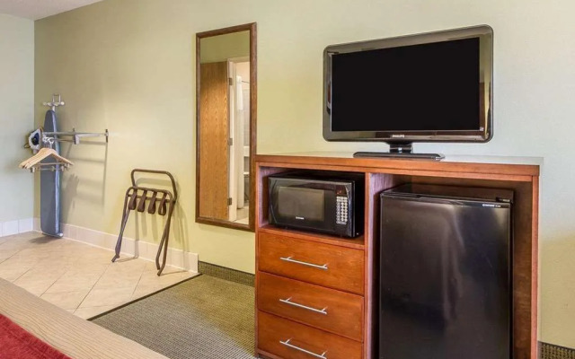 Comfort Inn & Suites Black River Falls
