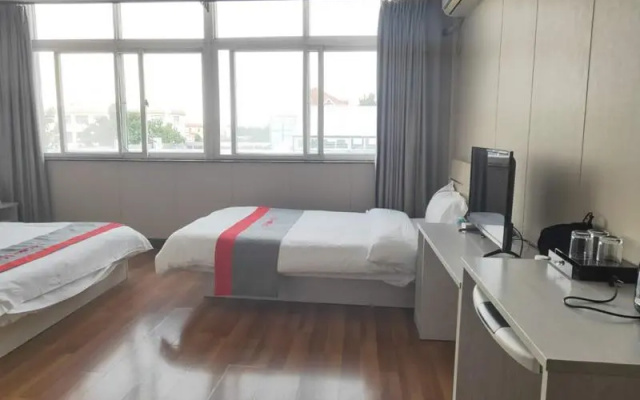 Jun Hotel Shandong Qiangdao Hongdao High-Tech Zone Fangte Dream Kingdom