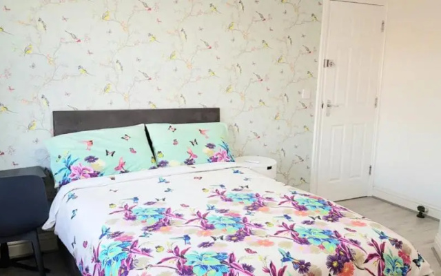 Relaxing En-suite Double Room