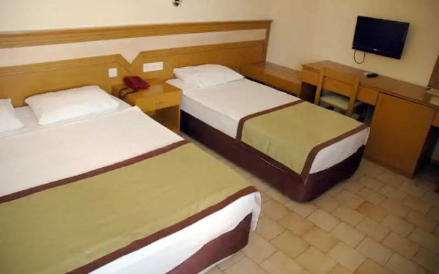 Dragos Beach Hotel