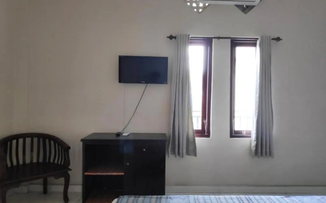 OYO 90096 Hotel Tiana