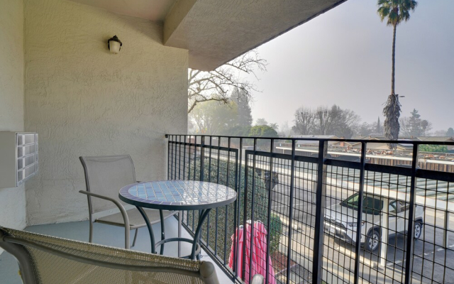 Sip, Golf & Explore: Pleasanton Retreat!