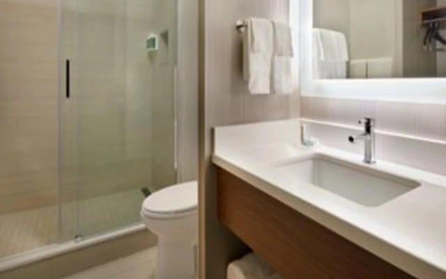 Courtyard by Marriott Downtown Ottawa