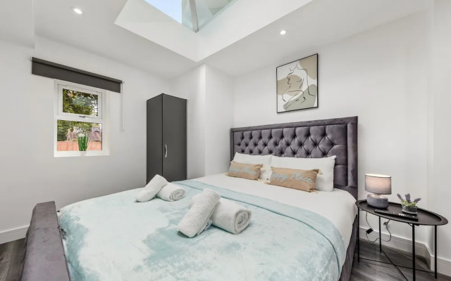 Impeccable Ensuite Room in Finsbury Park Londonn19