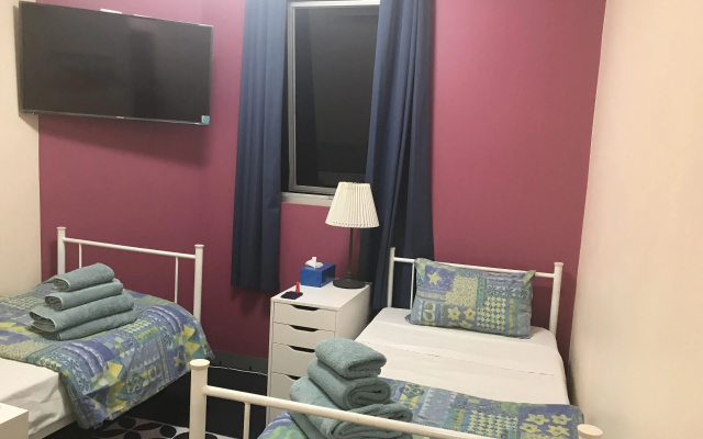 22 Travellers Accommodation