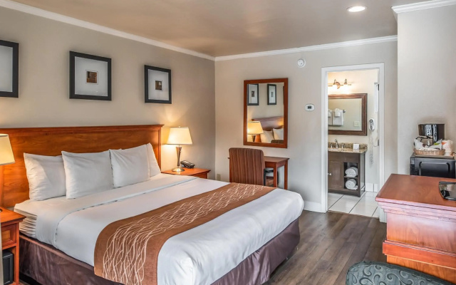 The Inn at 1252