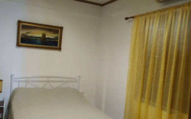 Holiday Home Vari Beach