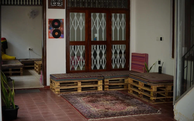Groove House