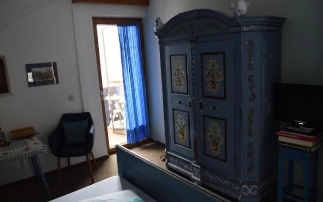 Pension Schwarzenbach