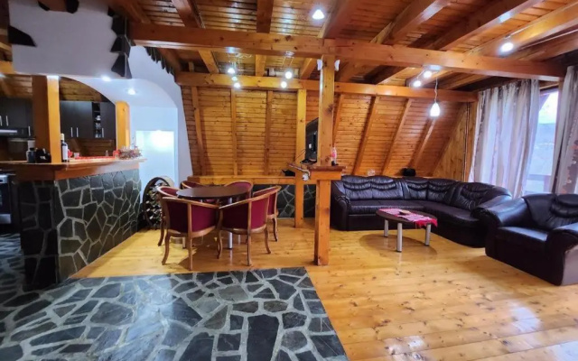 Casa Edenland Doftana