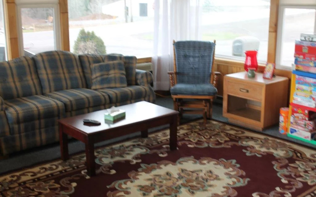 Troy Motel