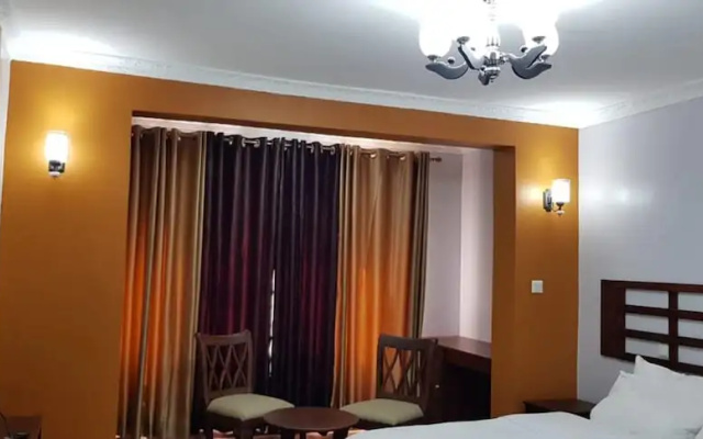 Edgewood Country Place