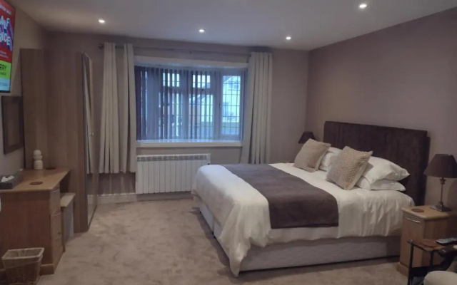 Bure Lodge