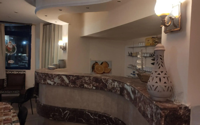 Canary Hotel