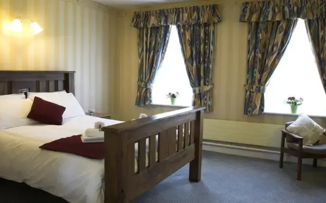 Cedars Hotel