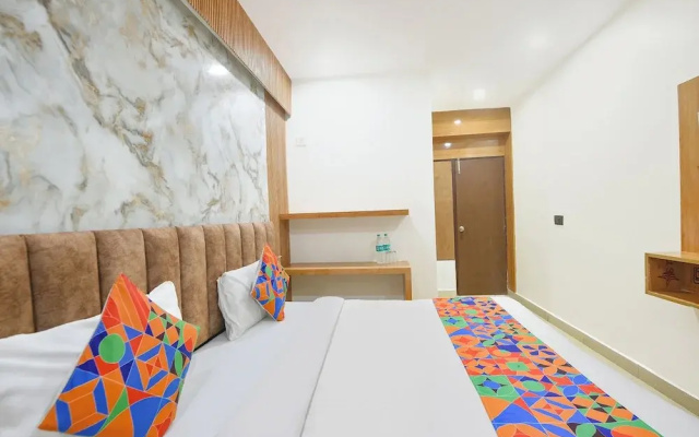 Fabhotel Coco Tree