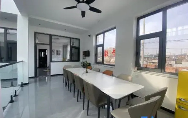 Yuanlai Xiaoyuan Homestay
