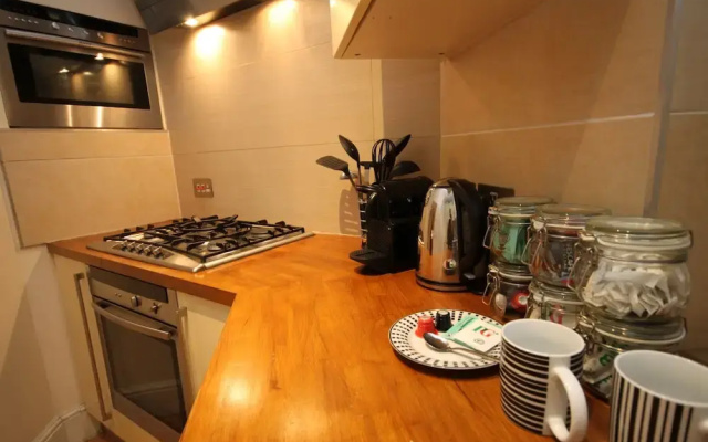 Cosy Studio Oxford Street Best Location