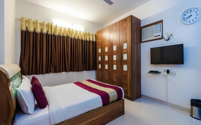 OYO 4573 Apartment near BKC